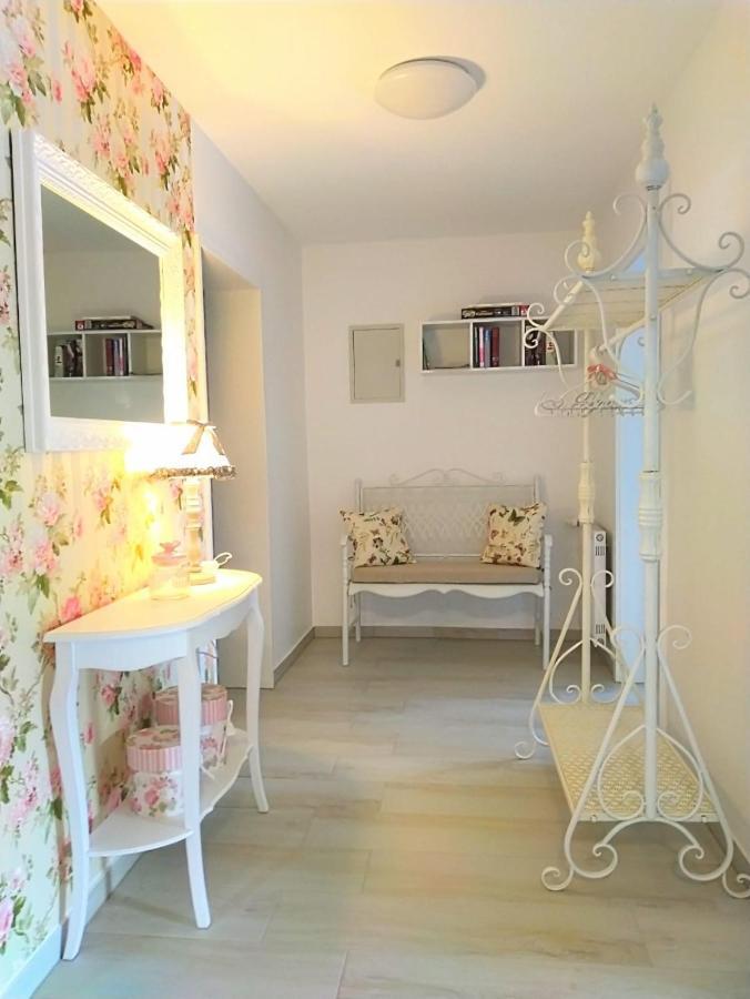 Romantic Style Apartment Титизее-Нойштадт Экстерьер фото